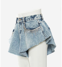 Load image into Gallery viewer, Flare Denim Shorts