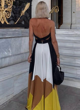 Load image into Gallery viewer, Classic Maxie Monroe  Dress
