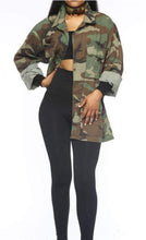 Load image into Gallery viewer, Army  Jacket
